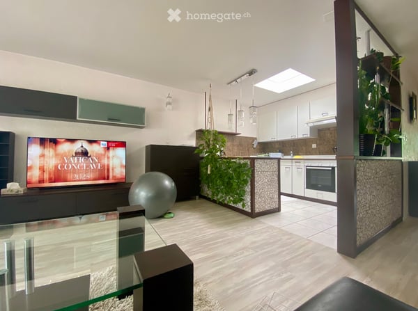 Appartement attique 2,5 à Monthey avec parking et charges 5