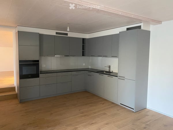 Maison villageoise à louer, 3.5 pces, 180 m2 3