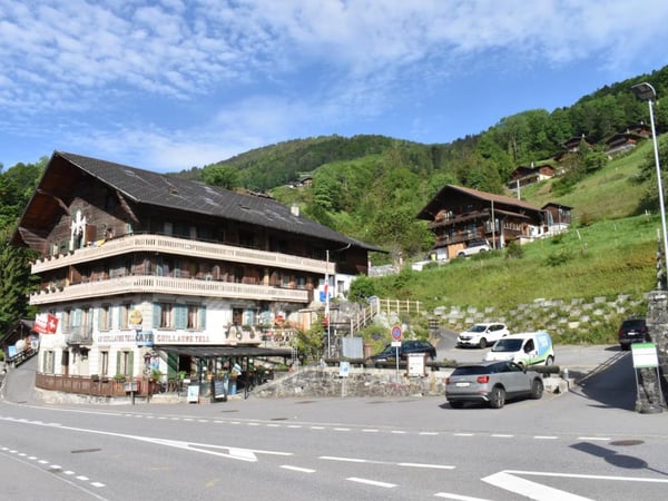 TROISTORRENTS - Immeuble mixte 1