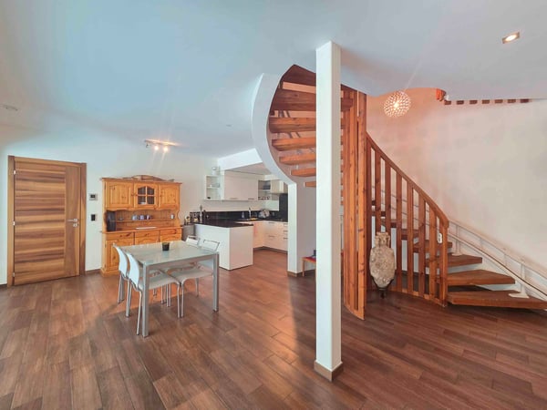 Maison familiale d’exception + parcelle constructible pour une villa supplémentaire 14