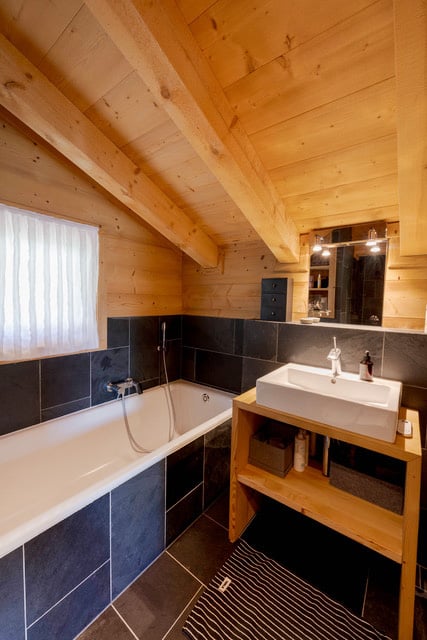 Chalet de 4.5 pièces à louer à Sarreyer, Valais 13