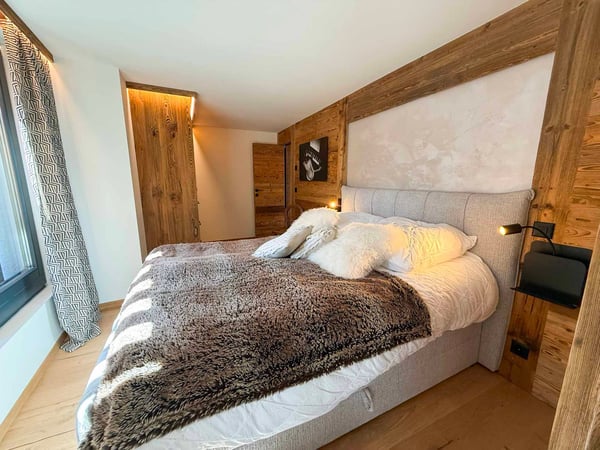 Verbier Village Chalet Le magnifique 5***** ,Saison 2026/2  3 chambres 18