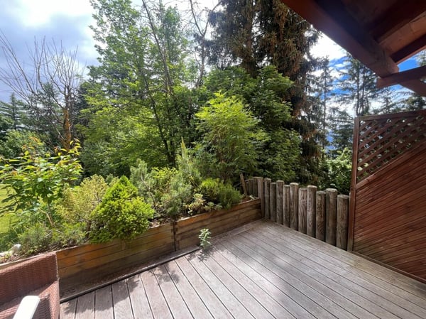 Studio rénové proche du centre de Montana avec terrasse 8