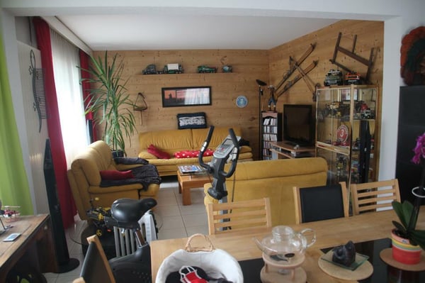 Spacieux 3,5 pièces de 98 m2 + 2 balcons 24 m2 appartement traversant et à l'angle sud de l'immeuble 7