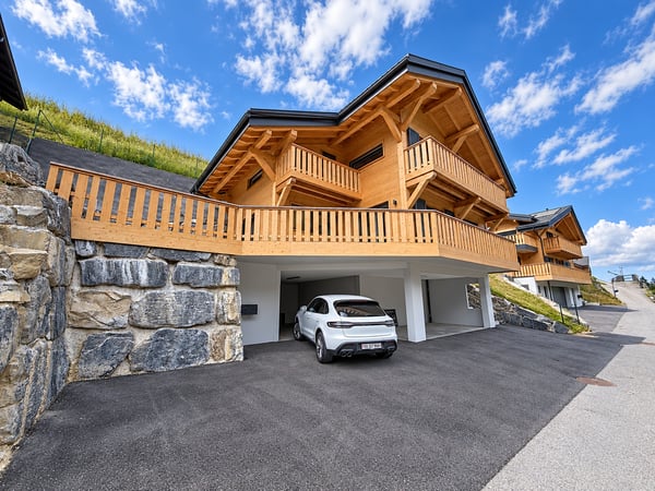 Chalet neuf 2 pièces 120m² à Val-d'Illiez avec terrasse 2