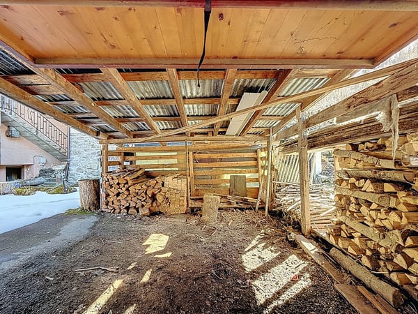 Certains achètent une maison. D'autres achètent un projet 14