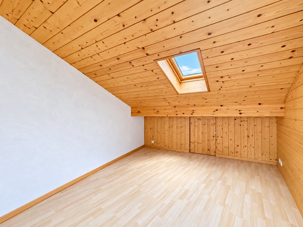 Duplex familial à Riddes – espace, calme et commerces à pied 10