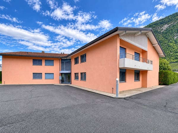 Duplex familial à Riddes – espace, calme et commerces à pied 2