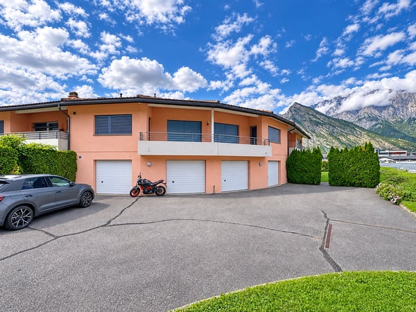 Duplex familial à Riddes – espace, calme et commerces à pied