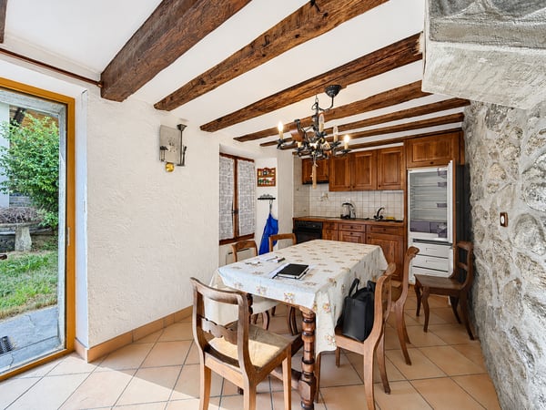 Authentique appartement villageois en madriers au cœur du Sappey 2
