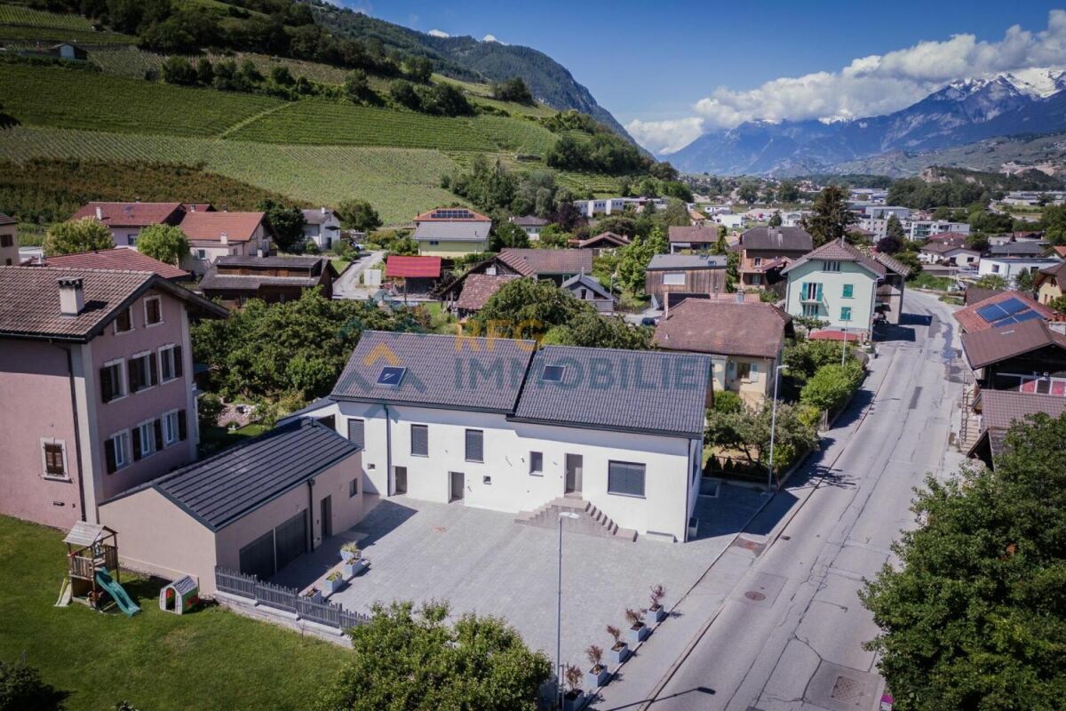 Villa contiguë 3.5 pièces à Réchy