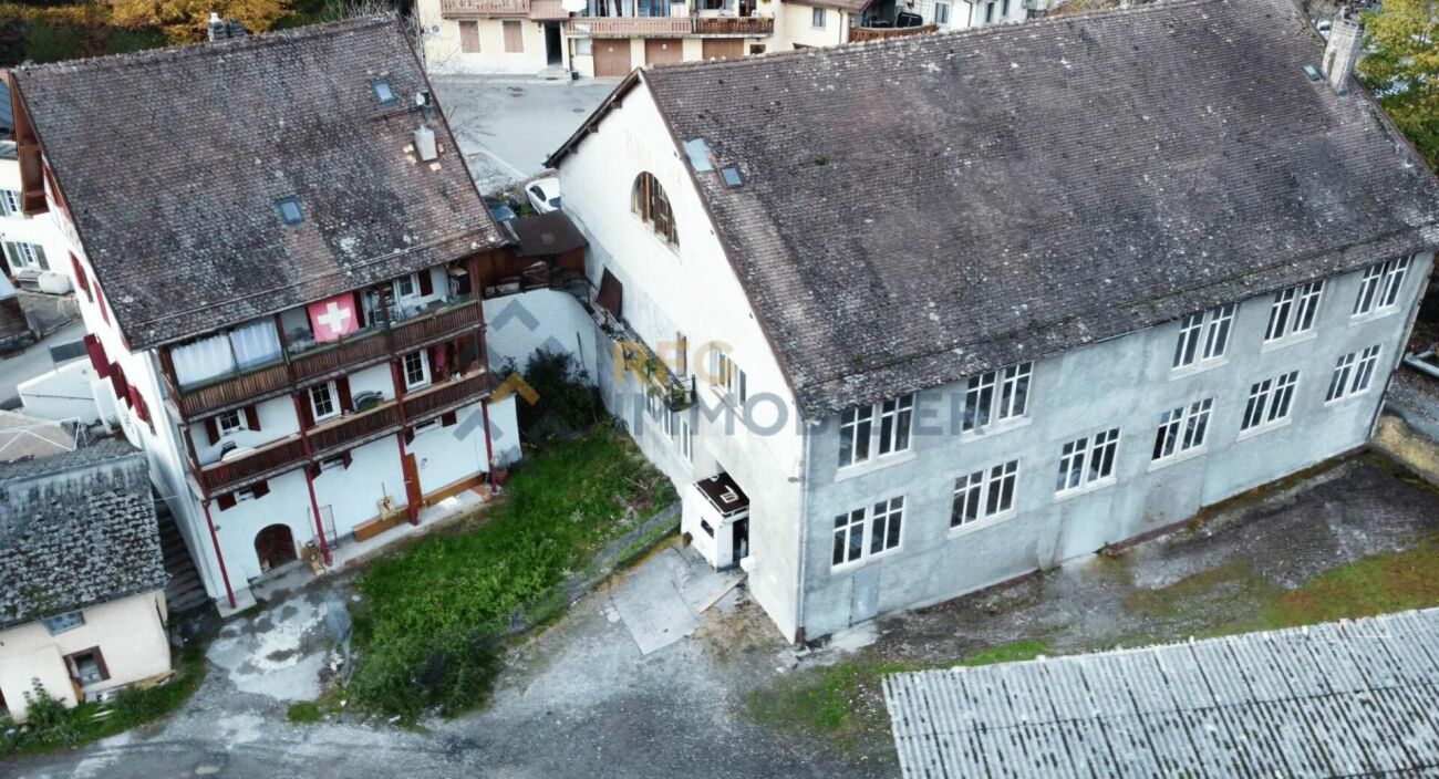 Immeuble mixte à Bex