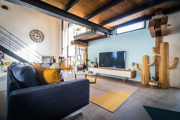 Superbe LOFT idéalement situé dans le petit hameau de Miéville 10