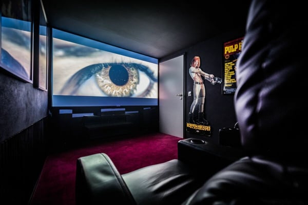 Superbe LOFT idéalement situé dans le petit hameau de Miéville 18