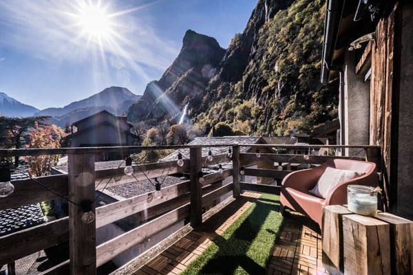 Superbe LOFT idéalement situé dans le petit hameau de Miéville copie 1