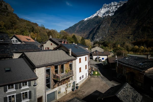 Superbe LOFT idéalement situé dans le petit hameau de Miéville copie 23