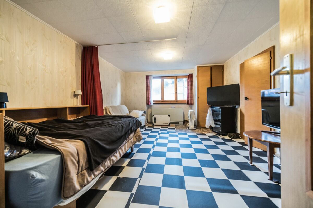 Maison villageoise en plein centre d'Isérables
