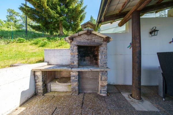 Acquisition en résidence secondaire possible - Charmant chalet avec vue panoramique exceptionnelle sur la plaine du Rhône 15