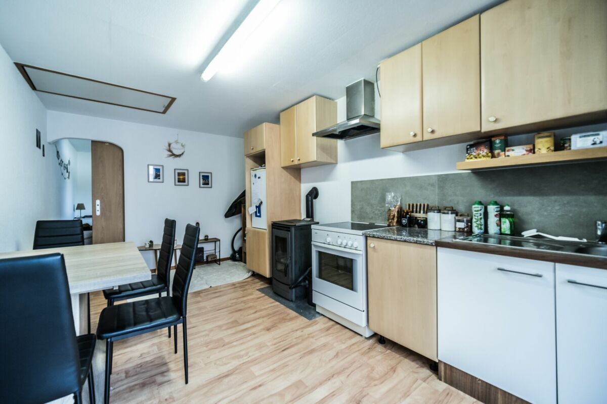 Petite maison villageoise constitutée de deux studios