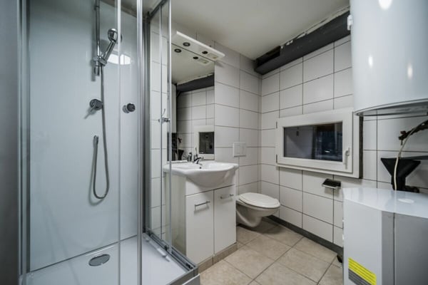 Petite maison villageoise constitutée de deux studios 8