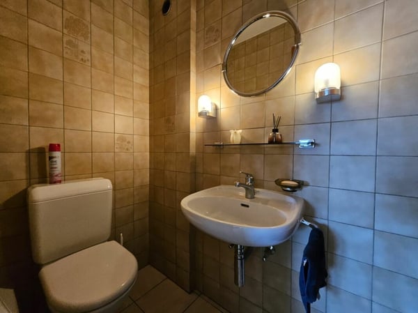 Appartement de 5.5 pièces au centre de Saxon 12