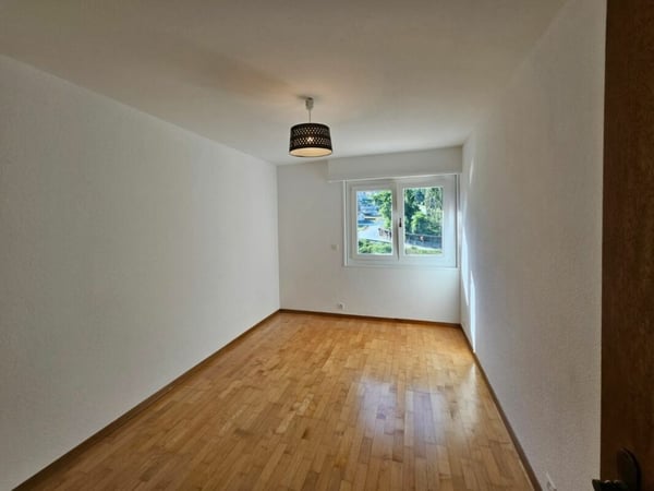 Appartement de 5.5 pièces au centre de Saxon 7