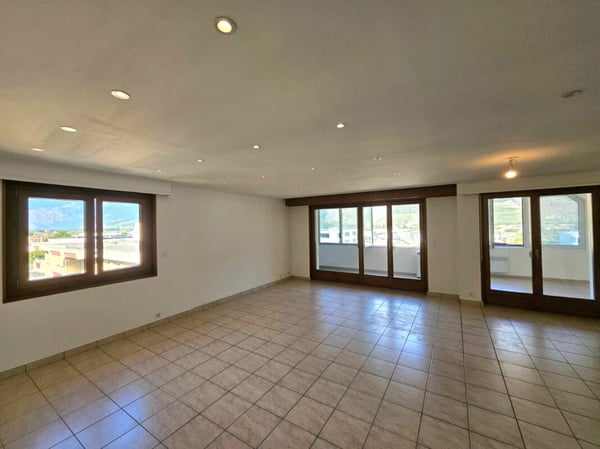 Appartement de 5.5 pièces au centre de Saxon 4