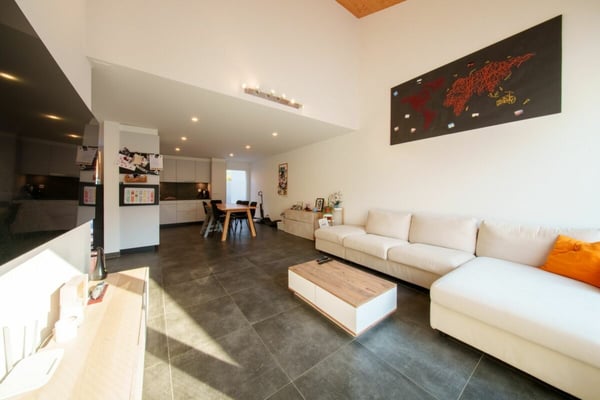Très belle maison mitoyenne en PPE moderne et confortable 3