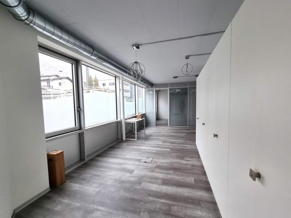Local commercial au centre de Fully 3