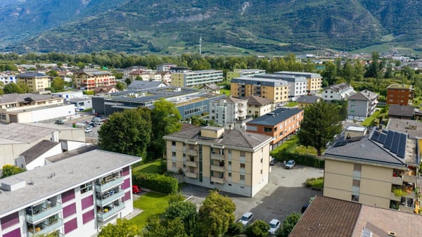 Très beau 4.5 pièces rénové au centre de Fully 13