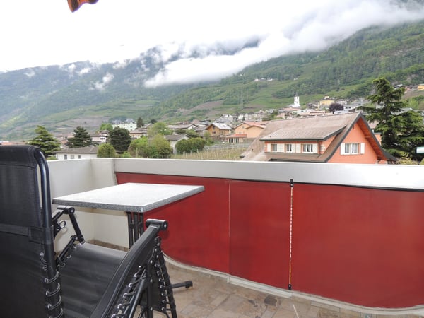 Splendide appartement de 4.5 pièces avec véranda fermée 12