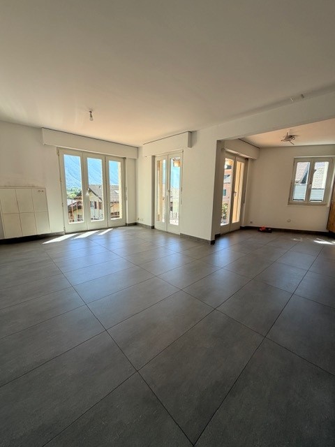 Appartement rénové de 4.5 pièces à Fully – Disponible immédiatement 1
