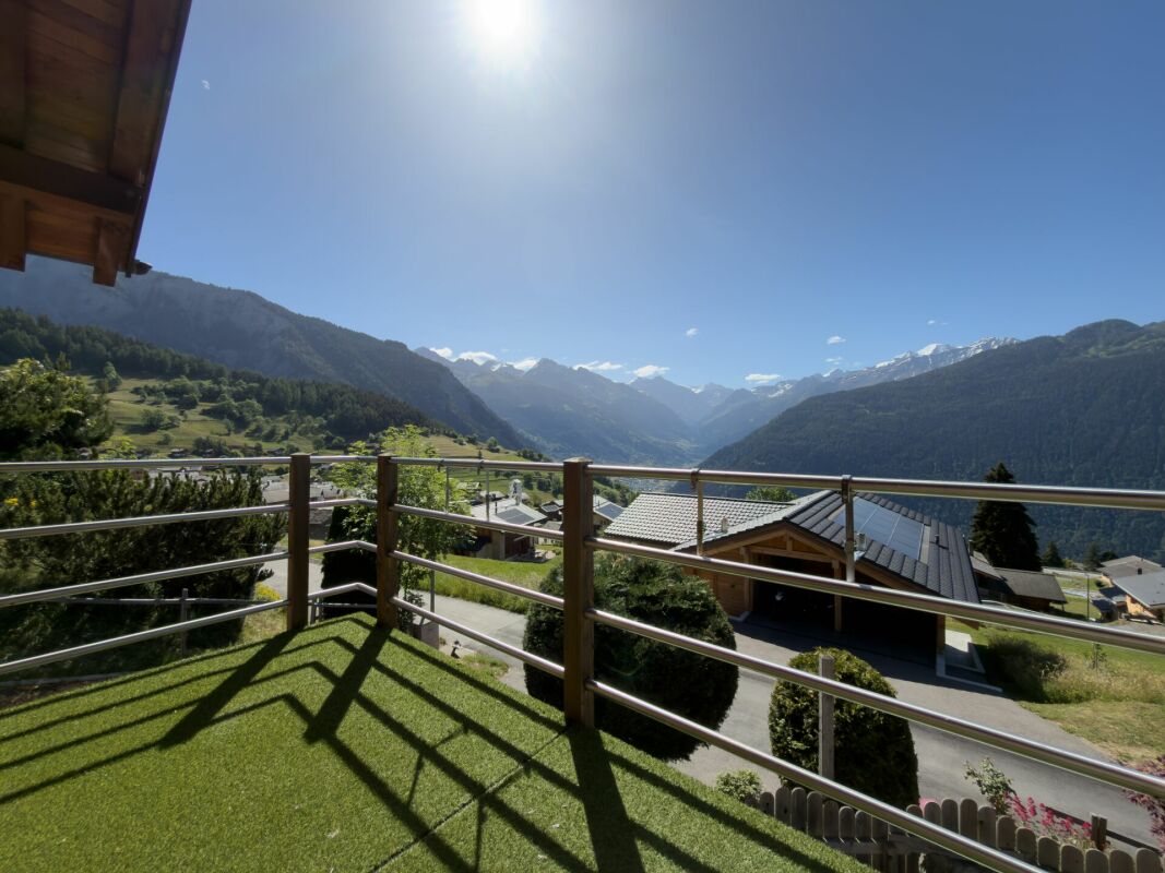 Magnifique maison avec vue panoramique sur les Alpes