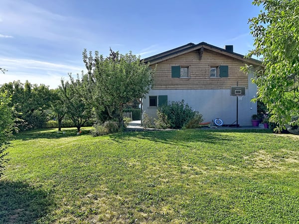 Charmant chalet individuel sur une belle parcelle à Lens 7