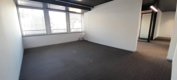 Surface administrative, à louer, à deux pas de la gare de Sion ! 18