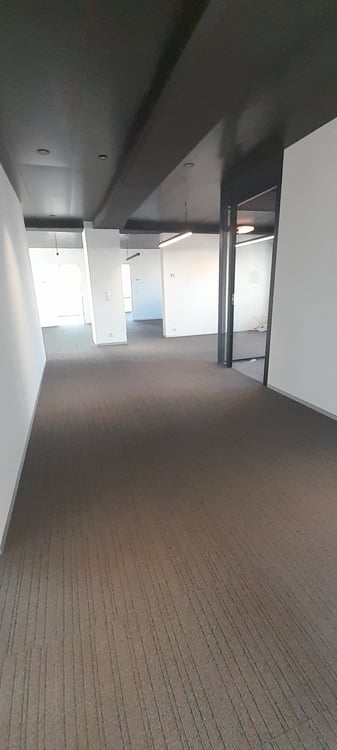 Surface administrative, à louer, à deux pas de la gare de Sion ! 9