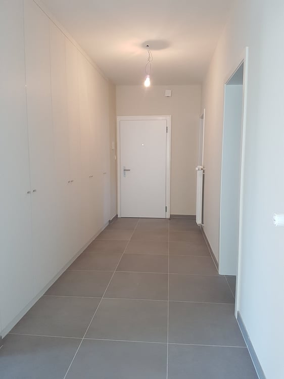 À louer, magnifique appartement de 1 pièces 1/2, au sommet de la vieille ville de Sion ! 2