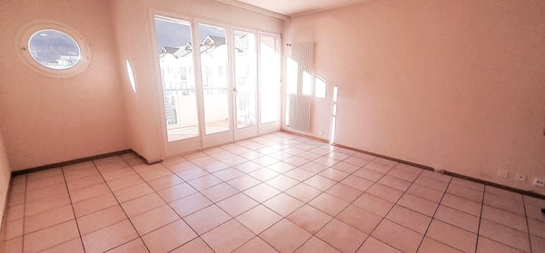 À louer ! un joli appartement de 1 pièces 1/2, proche de l'Hôpital, à Sion ! 9