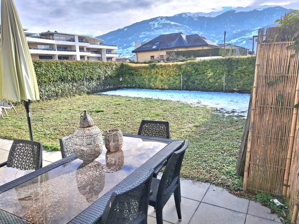 Opportunité ! Superbe appartement de 1 pièces 1/2 meublé, avec un grand jardin, à louer à Vétroz ! 3
