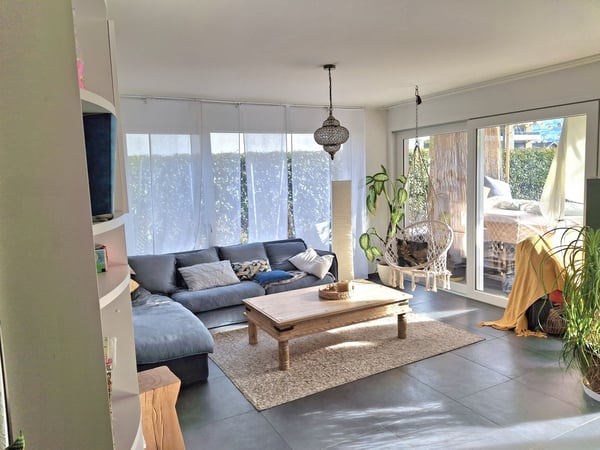 Opportunité ! Superbe appartement de 1 pièces 1/2 meublé, avec un grand jardin, à louer à Vétroz !