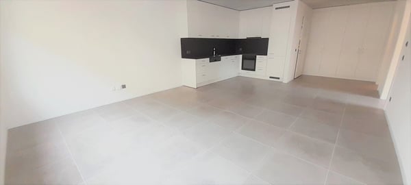 Très bel appartement de 1 pièces 1/1, SANS OBSTACLES ! À louer, à Sion 4