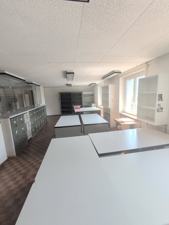 À louer, dépôts destinés principalement pour du stockage, à Sion ! 22