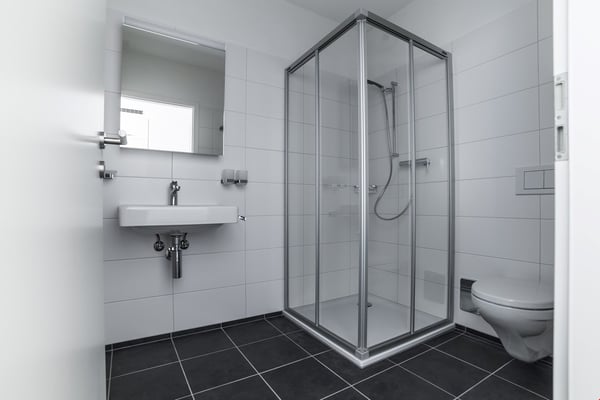 À louer, un joli petit studio meublé, tout équipé, à l'entrée Ouest de Sion ! 6