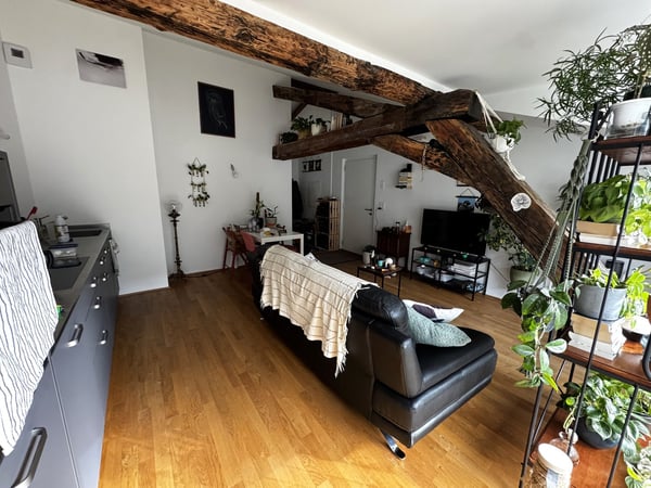 PETIT BIJOU ! À louer, en plein centre de Martigny, un appartement atypique de 2 pièces 1/2 ! 5