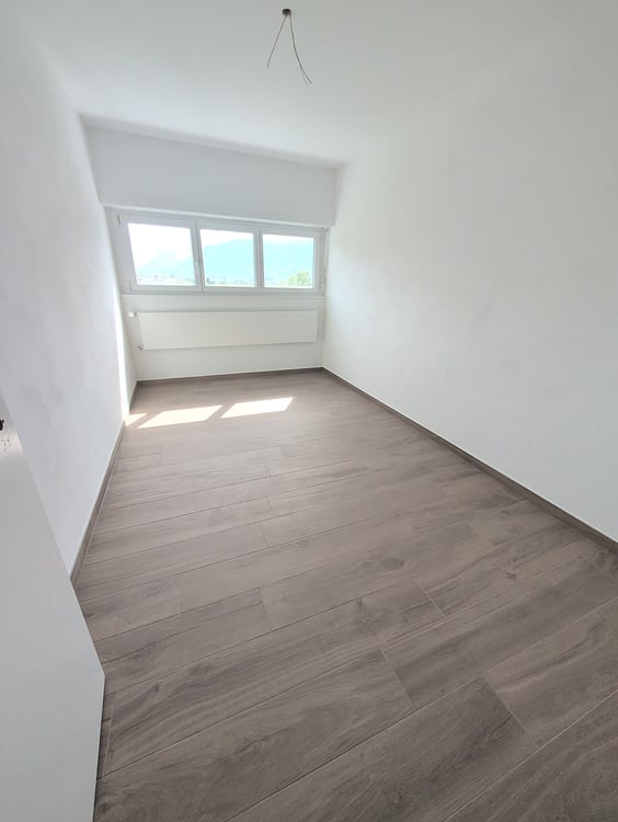 À louer ! Un charmant appartement de 4 pièces 1/2, idéal pour les familles, à Sion ! 12