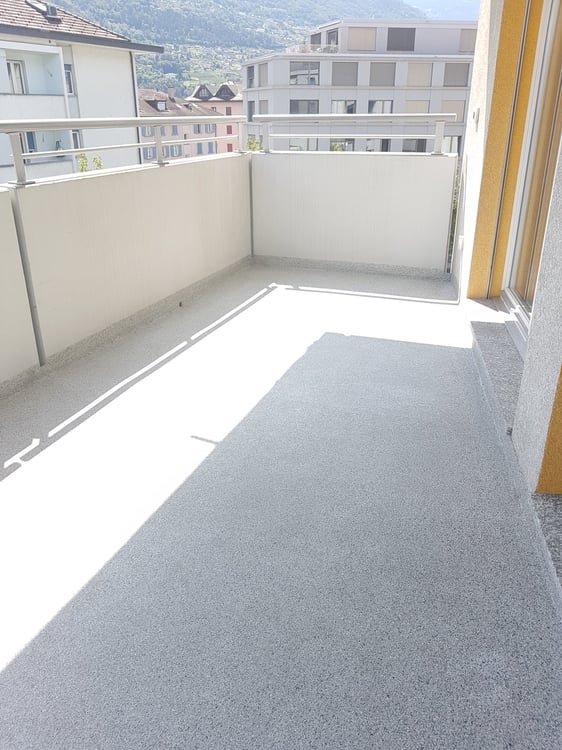 À louer ! Un bel et spacieux appartement de 4 pièces 1/2, en plein coeur de Sion ! 8