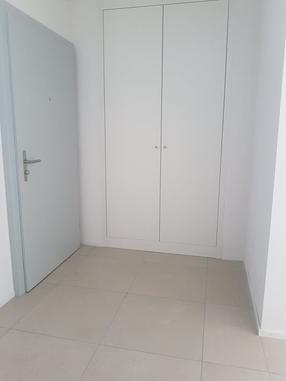 À louer, un magnifique appartement de 2 pièces 1/2, avec pelouse, à Martigny ! 2