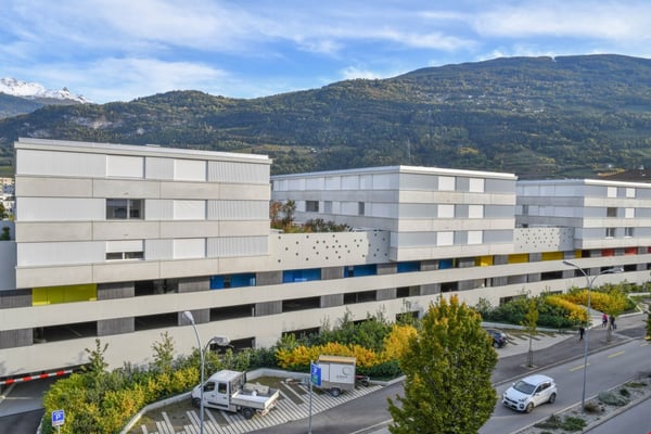 Bel appartement de 2 pièces 1/2, UNIQUEMENT POUR SENIORS OU PERSONNES À MOBILITE REDUITE ! 9