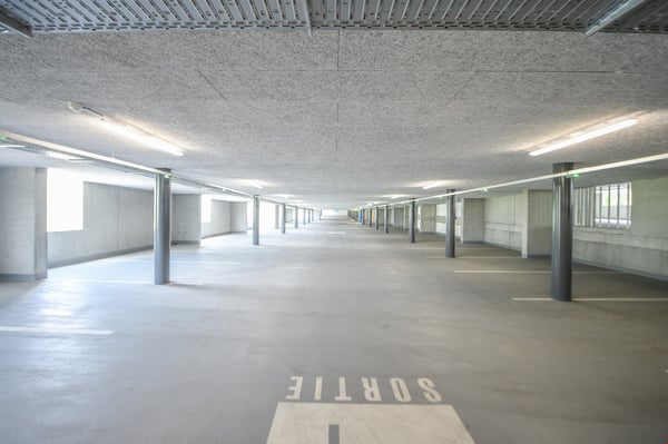 Bel appartement de 2 pièces 1/2, UNIQUEMENT POUR SENIORS OU PERSONNES À MOBILITE REDUITE ! 10