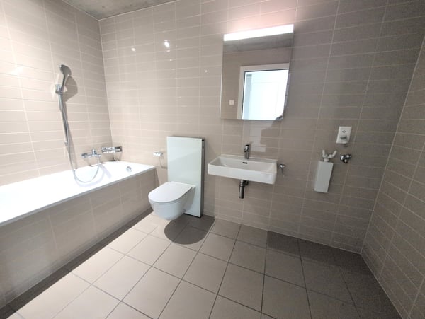 À louer, un bel appartement de 2 pièces 1/2, à la Place de Rome, à Martigny ! 4